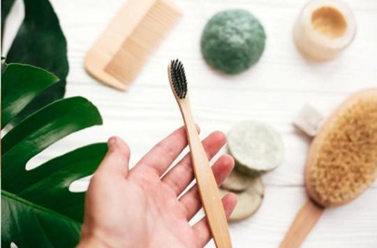 Marquage de brosse à dent personnalisée eco responsable OPE FIVE