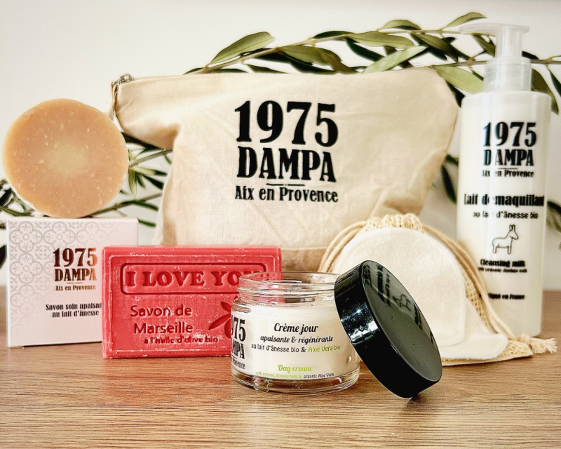 Marquage de kit cadeau personnalisé made in France pour femme et homme